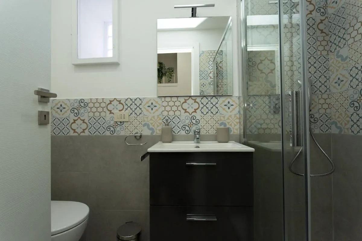 La Casina Di Luigi Con Balcone Apartment Rome 0*,  Italy
